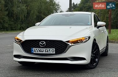 Седан Mazda 3 2021 в Трускавці