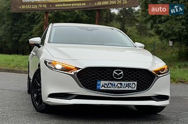 Седан Mazda 3 2021 в Трускавці