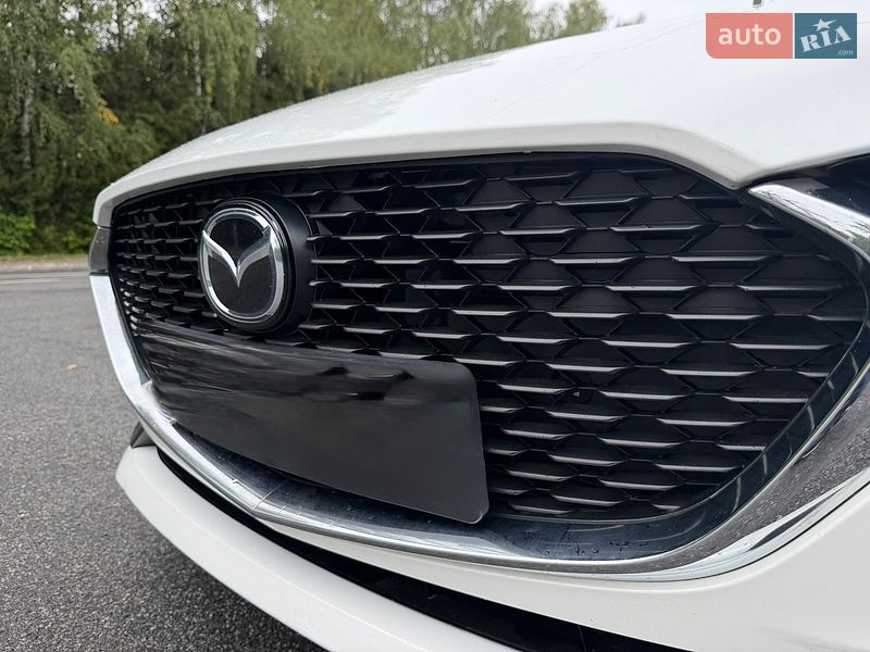 Седан Mazda 3 2021 в Трускавці