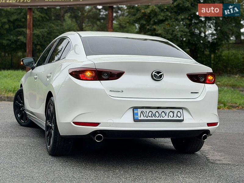 Седан Mazda 3 2021 в Трускавці