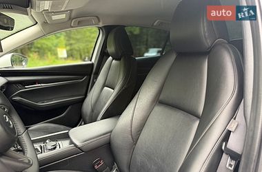 Седан Mazda 3 2021 в Трускавці
