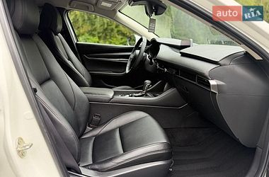 Седан Mazda 3 2021 в Трускавці