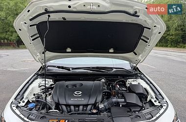 Седан Mazda 3 2021 в Трускавці