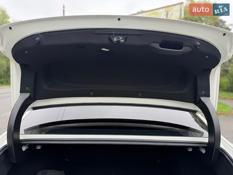 Седан Mazda 3 2021 в Трускавці