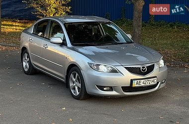Седан Mazda 3 2005 в Днепре