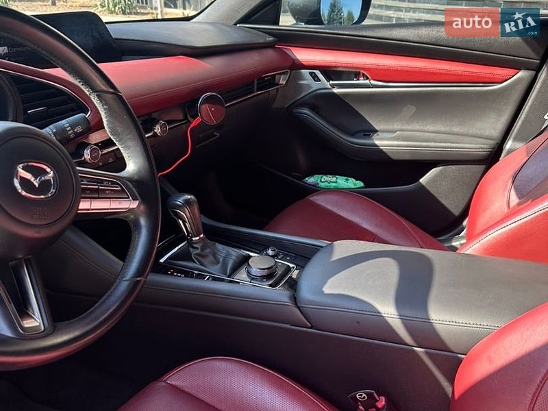 Хэтчбек Mazda 3 2019 в Запорожье