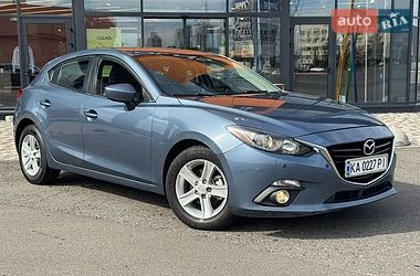 Хэтчбек Mazda 3 2016 в Киеве