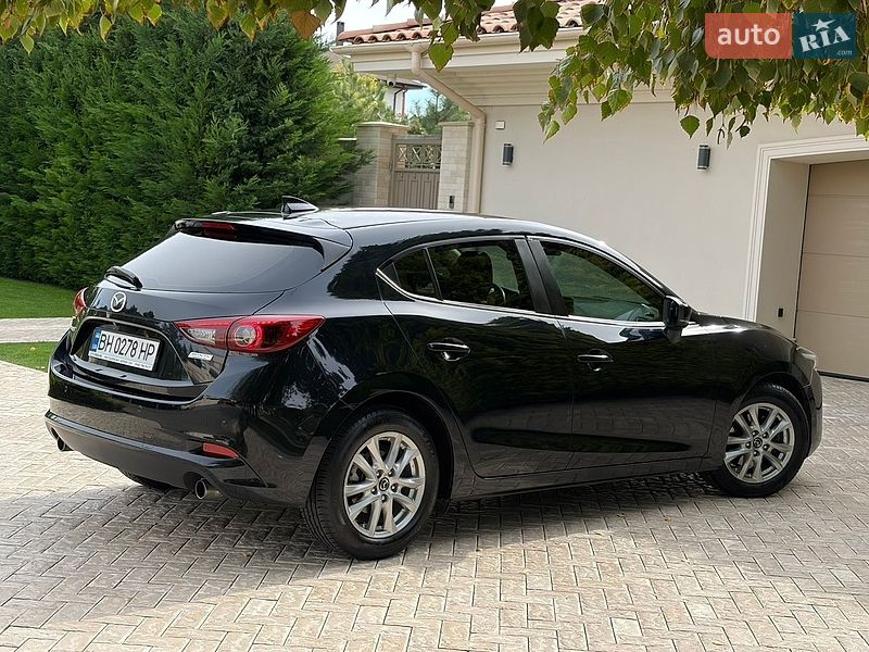 Хетчбек Mazda 3 2017 в Одесі