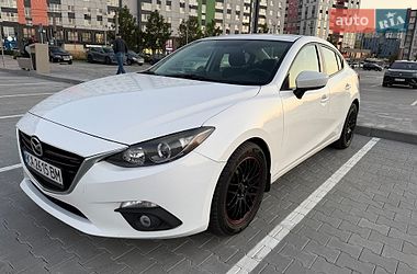 Седан Mazda 3 2015 в Києві