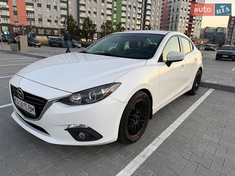 Седан Mazda 3 2015 в Києві