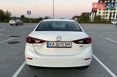 Седан Mazda 3 2015 в Києві