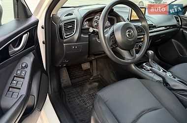 Седан Mazda 3 2015 в Києві
