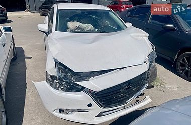 Хэтчбек Mazda 3 2017 в Харькове