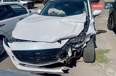 Хэтчбек Mazda 3 2017 в Харькове