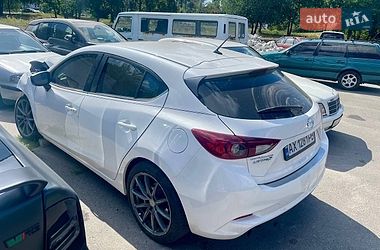 Хэтчбек Mazda 3 2017 в Харькове