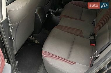 Хэтчбек Mazda 3 2003 в Заре