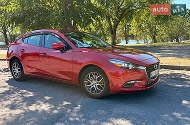 Седан Mazda 3 2017 в Кременчуге