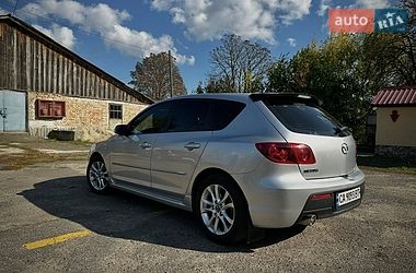 Хетчбек Mazda 3 2003 в Корсунь-Шевченківському