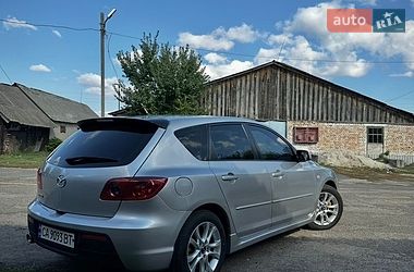 Хетчбек Mazda 3 2003 в Корсунь-Шевченківському