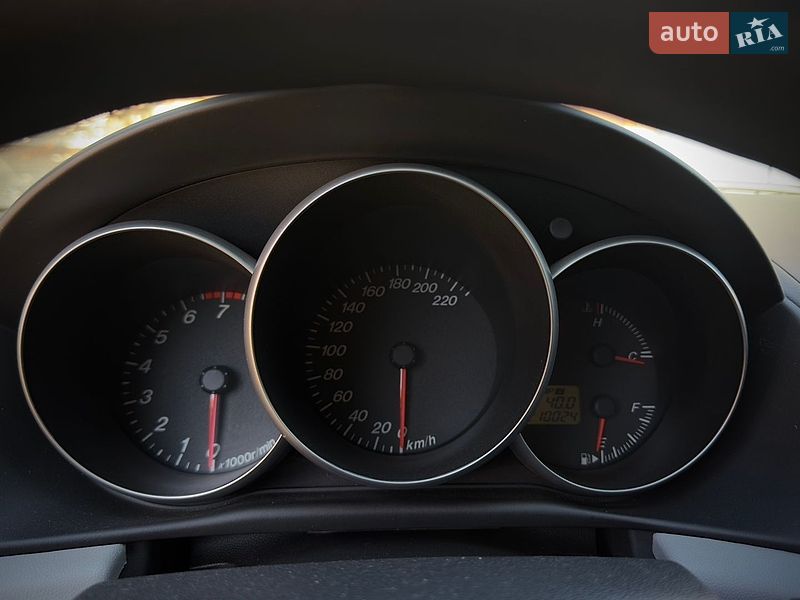 Хетчбек Mazda 3 2003 в Корсунь-Шевченківському