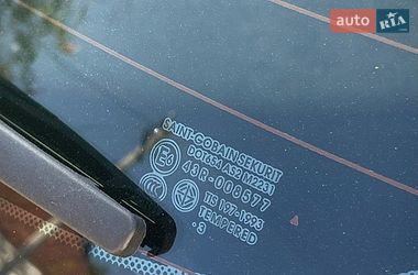 Хетчбек Mazda 3 2003 в Корсунь-Шевченківському