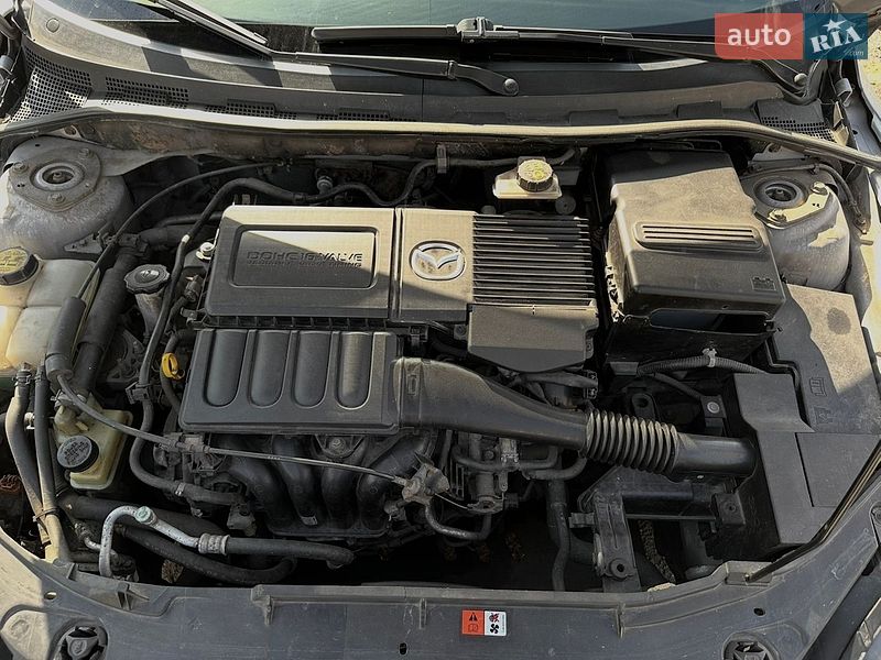 Хетчбек Mazda 3 2003 в Корсунь-Шевченківському