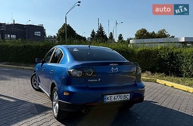 Седан Mazda 3 2005 в Кам'янському