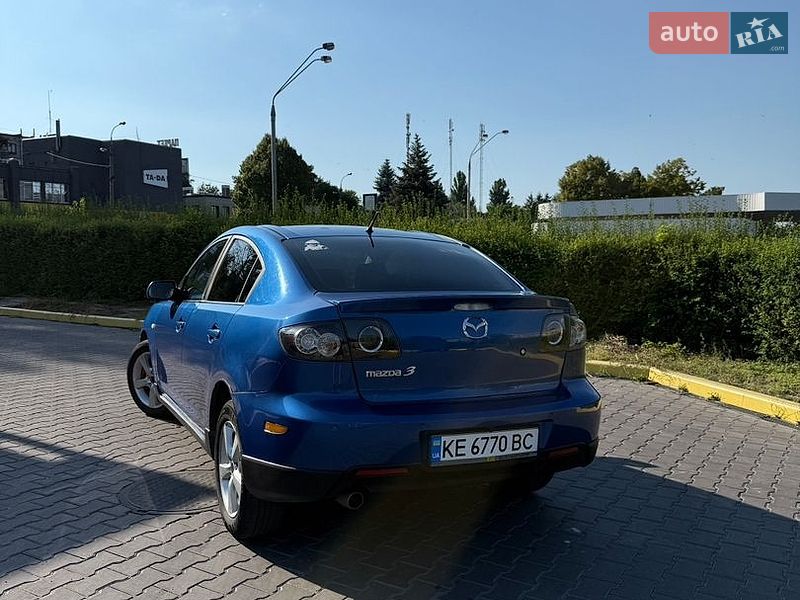 Седан Mazda 3 2005 в Кам'янському