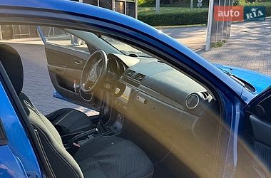 Седан Mazda 3 2005 в Кам'янському