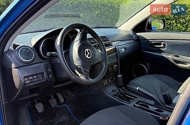 Седан Mazda 3 2005 в Кам'янському
