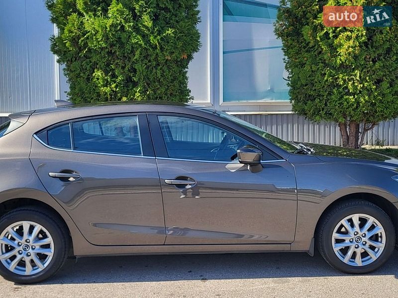 Хэтчбек Mazda 3 2016 в Белой Церкви