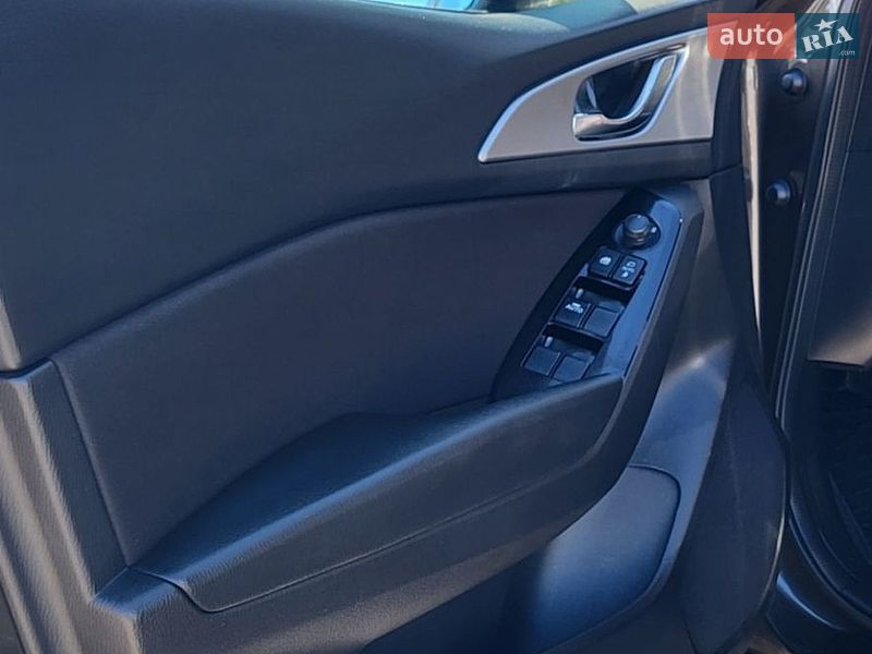 Хэтчбек Mazda 3 2016 в Белой Церкви