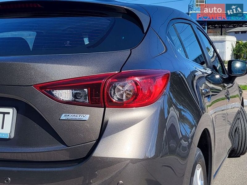Хэтчбек Mazda 3 2016 в Белой Церкви