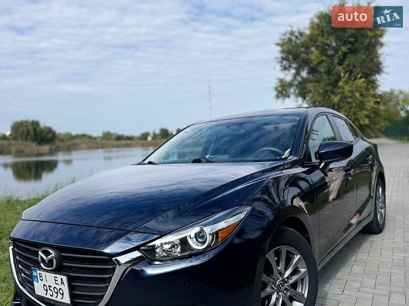 Седан Mazda 3 2016 в Кременчуці