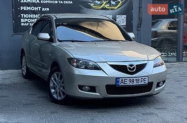 Седан Mazda 3 2008 в Днепре