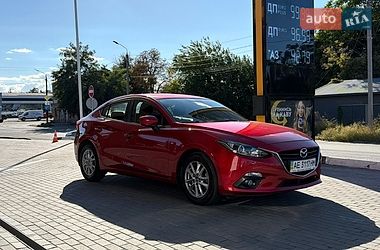 Седан Mazda 3 2013 в Днепре