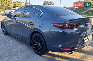 Седан Mazda 3 2023 в Александрие