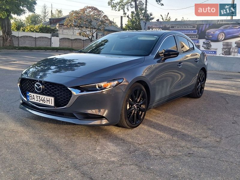 Седан Mazda 3 2023 в Александрие