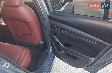 Седан Mazda 3 2023 в Александрие