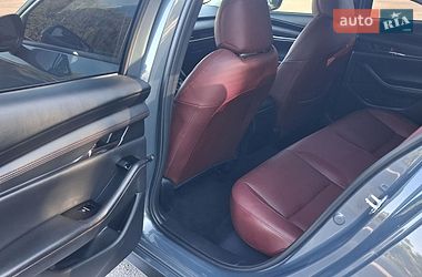 Седан Mazda 3 2023 в Александрие
