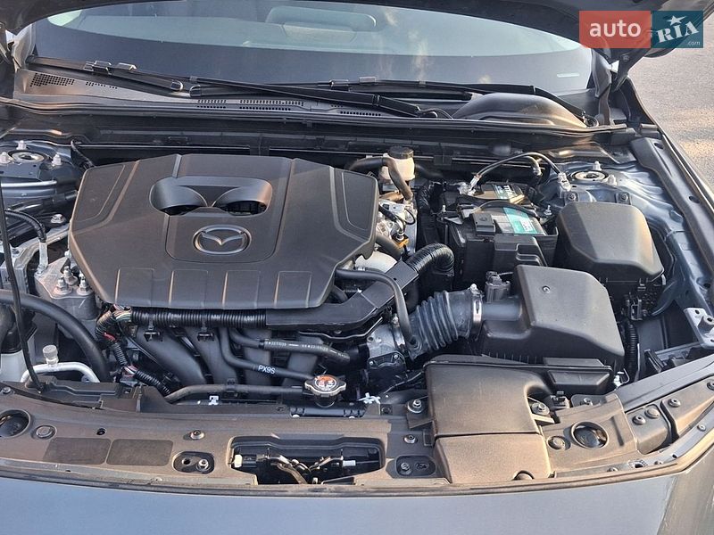 Седан Mazda 3 2023 в Александрие