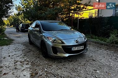 Седан Mazda 3 2012 в Каменском