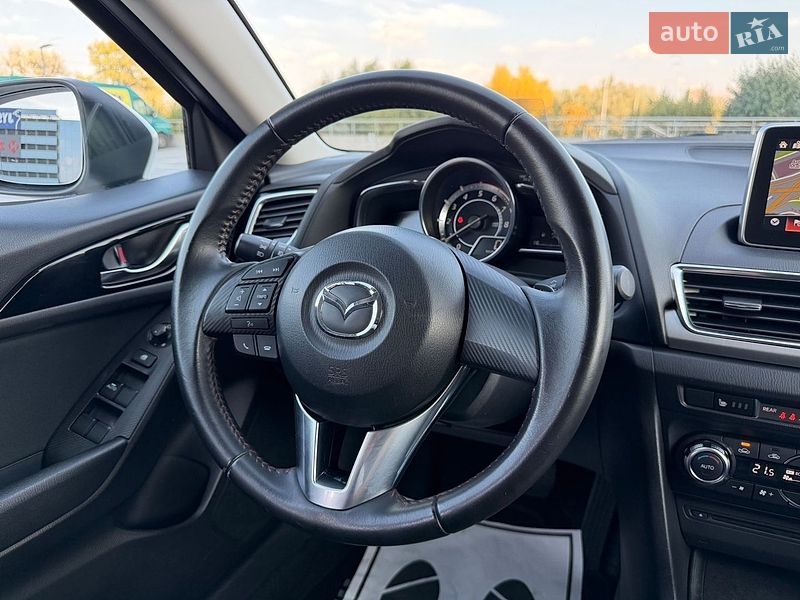 Хетчбек Mazda 3 2016 в Києві