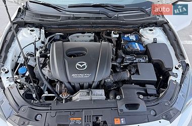 Хетчбек Mazda 3 2016 в Києві