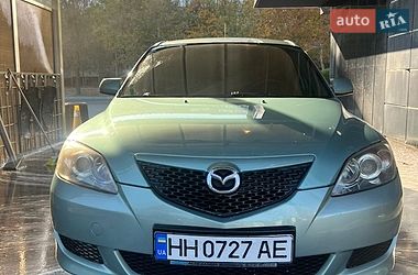 Хэтчбек Mazda 3 2004 в Южном