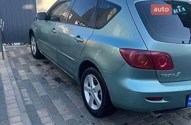 Хетчбек Mazda 3 2004 в Южному