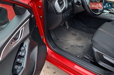 Хэтчбек Mazda 3 2017 в Чернигове фото 6 Хэтчбек Mazda 3 2017 в Чернигове