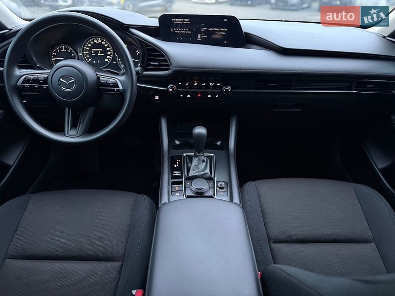 Седан Mazda 3 2024 в Луцке