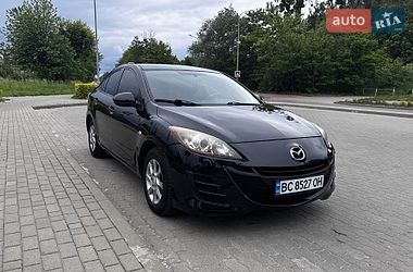 Седан Mazda 3 2010 в Львове Седан Mazda 3 2010 в Львове