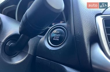 Седан Mazda 3 2018 в Днепре
